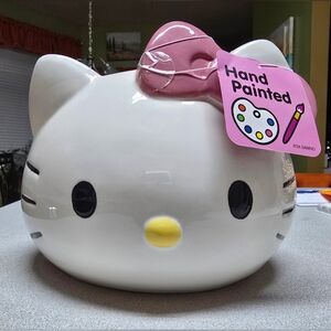 Hello Kitty ceramic planter
